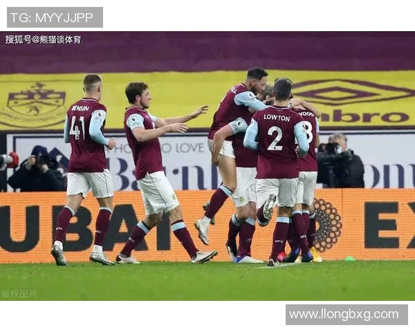 曼联与西布朗激战正酣最终结果揭晓引发热议