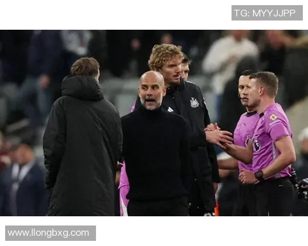 瓜迪奥拉怒喷裁判:VAR漏判点球毁掉比赛 瓜迪奥拉怒喷裁判:VAR漏判点球毁掉比赛